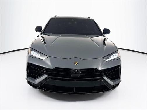 2024 Lamborghini Urus S