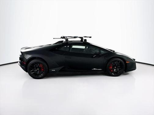 2024 Lamborghini Huracan Sterrato Base