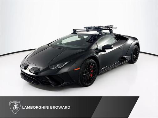2024 Lamborghini Huracan Sterrato Base