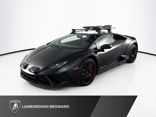 2024 Lamborghini Huracan Sterrato Base