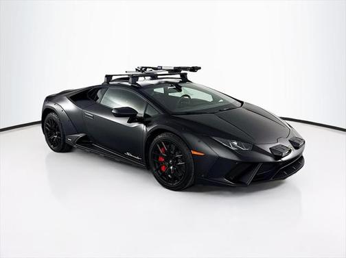 2024 Lamborghini Huracan Sterrato Base