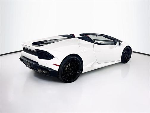 2019 Lamborghini Huracan LP580-2S