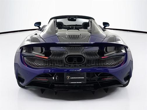 2025 McLaren 750S Spider