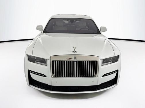 English White 2022 Rolls-Royce Ghost