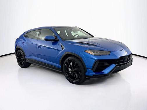 2024 Lamborghini Urus S