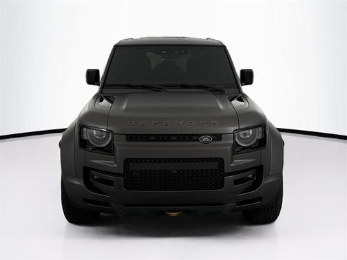 2025 Land Rover Defender V8