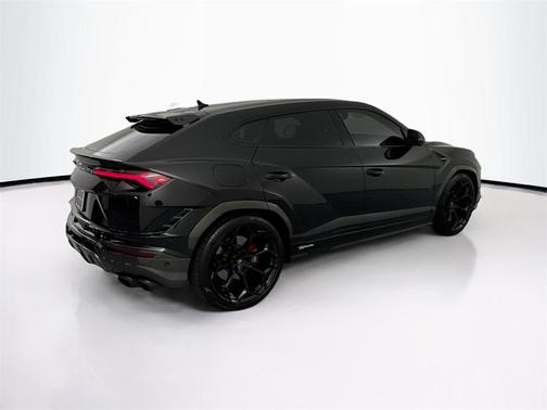 2024 Lamborghini Urus Performante