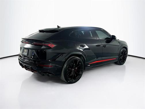 Nero Noctis Metallic 2023 Lamborghini Urus S