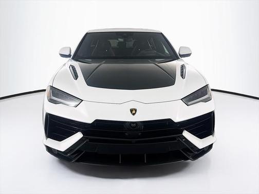 2024 Lamborghini Urus Performante
