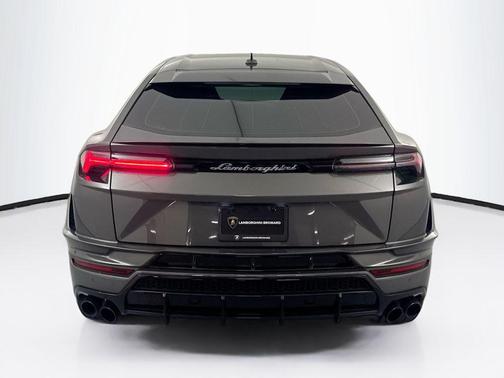 Grey 2024 Lamborghini Urus S