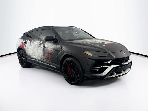 2020 Lamborghini Urus Base