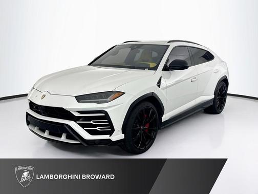 2020 Lamborghini Urus Base