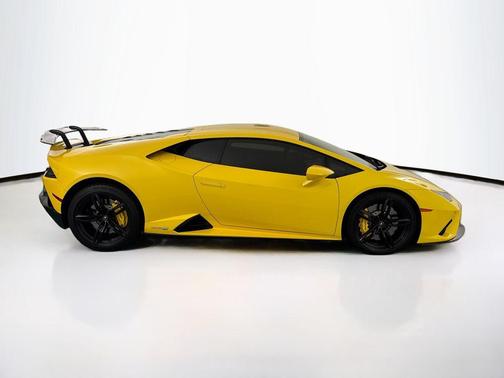 Yellow 2020 Lamborghini Huracan EVO Base