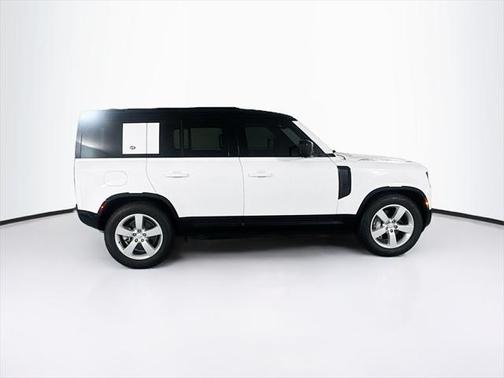 2023 Land Rover Defender 110 X-Dynamic SE