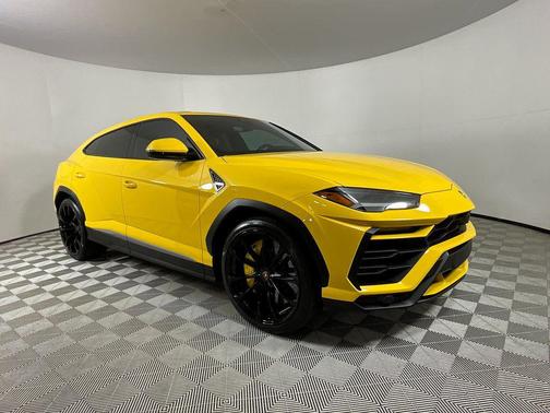 Yellow 2022 Lamborghini Urus Graphite Capsule