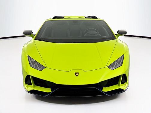 2020 Lamborghini Huracan EVO Base