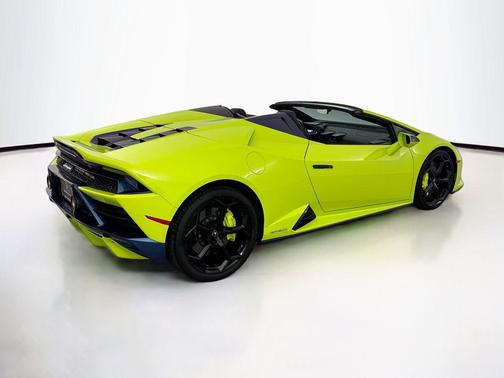 2020 Lamborghini Huracan EVO Base