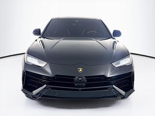 2023 Lamborghini Urus S