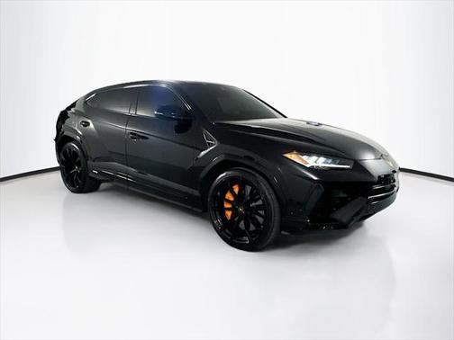 2023 Lamborghini Urus S