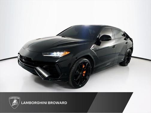 2023 Lamborghini Urus S