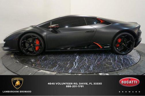 2020 Lamborghini Huracan EVO Coupe AWD