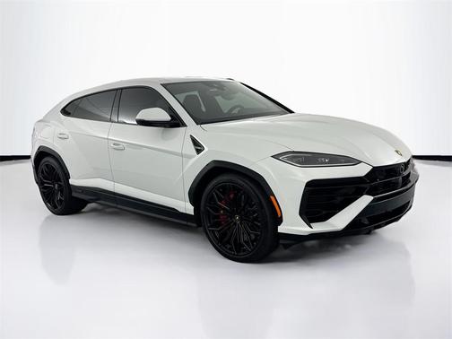 2025 Lamborghini Urus SE