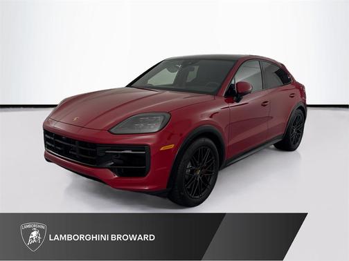 2025 Porsche Cayenne GTS