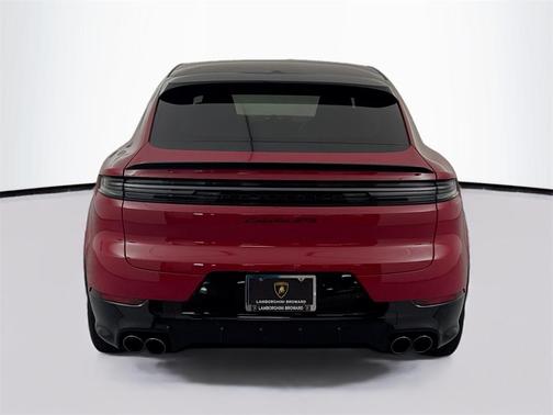 2025 Porsche Cayenne GTS