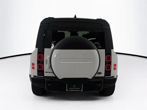 2023 Land Rover Defender 110 X-Dynamic SE
