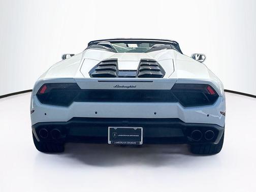 2019 Lamborghini Huracan LP580-2S