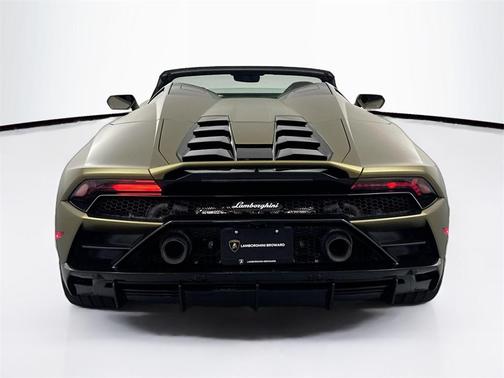 2024 Lamborghini Huracan EVO Spyder