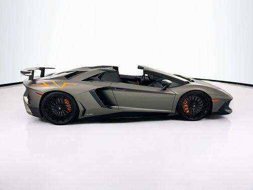 Gray 2017 Lamborghini Aventador LP750-4 Superveloce