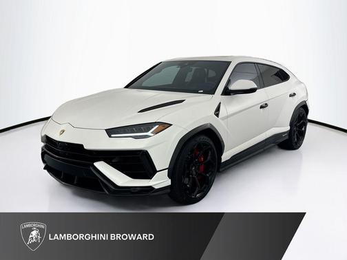 White 2024 Lamborghini Urus Performante