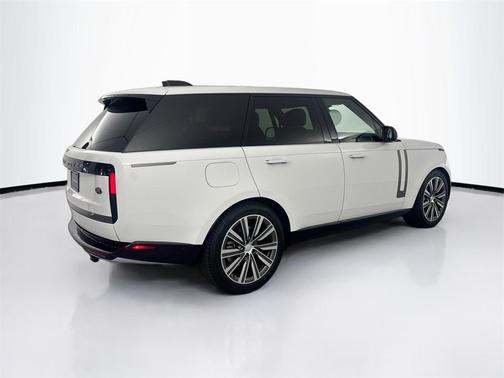 2023 Land Rover Range Rover P400 SE