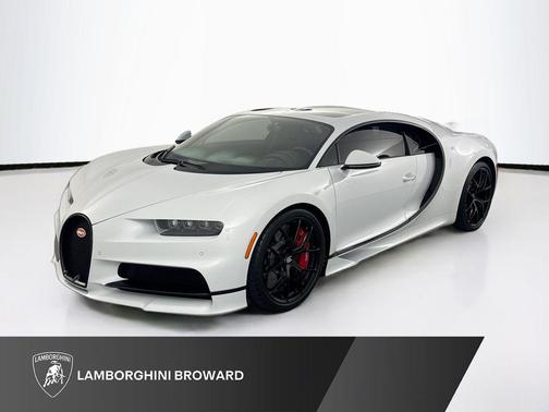 White 2019 Bugatti Chiron Supersport