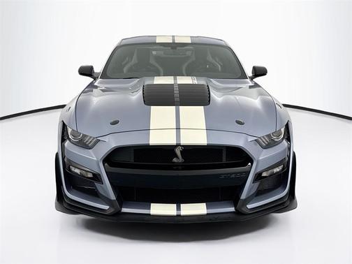 2022 Ford Shelby GT500 Base
