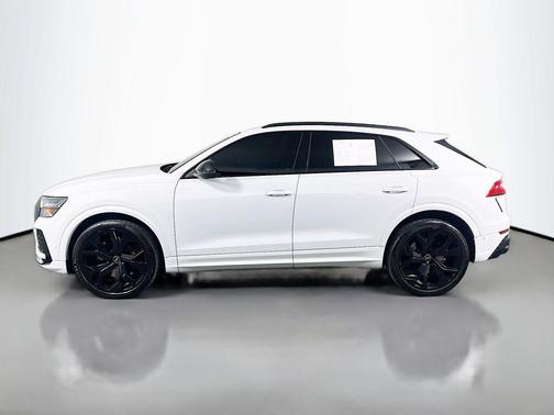 Glacier White Metallic 2023 Audi RS Q8 4.0T