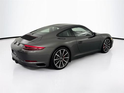 2018 Porsche 911 Carrera S