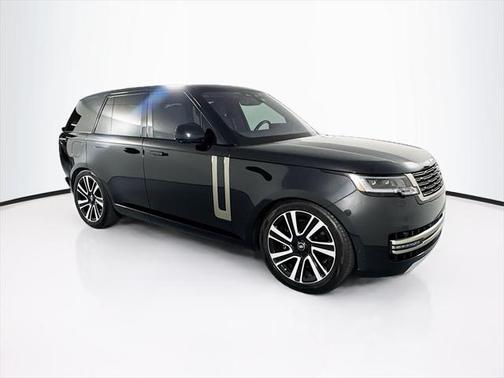 2023 Land Rover Range Rover P530 SE