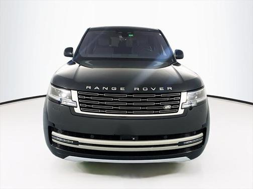 2023 Land Rover Range Rover P530 SE