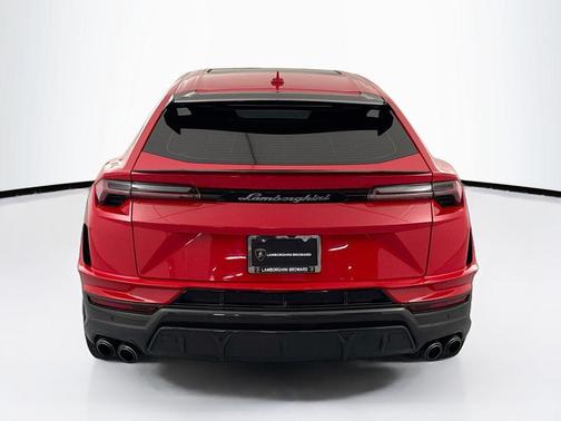 Rosso Mars Metallic 2023 Lamborghini Urus Performante