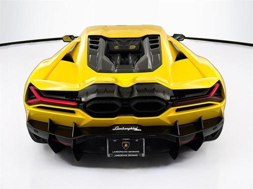 2024 Lamborghini Revuelto Base