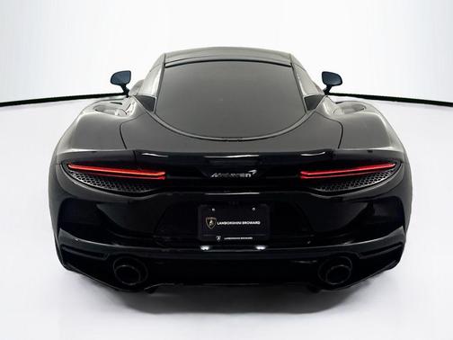 2023 McLaren GT Base