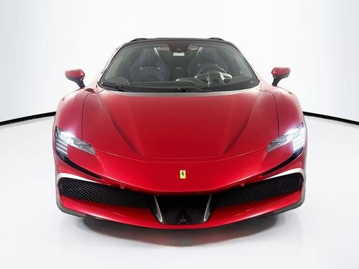 Rosso Magma 2025 Ferrari SF90 Spider