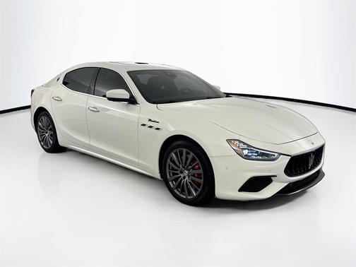 2023 Maserati Ghibli Modena