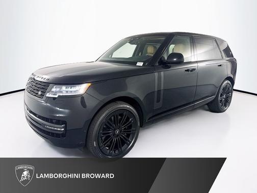 Santorini Black Metallic 2025 Land Rover Range Rover SE