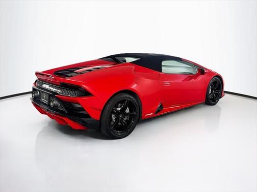 2022 Lamborghini Huracan EVO Spyder RWD