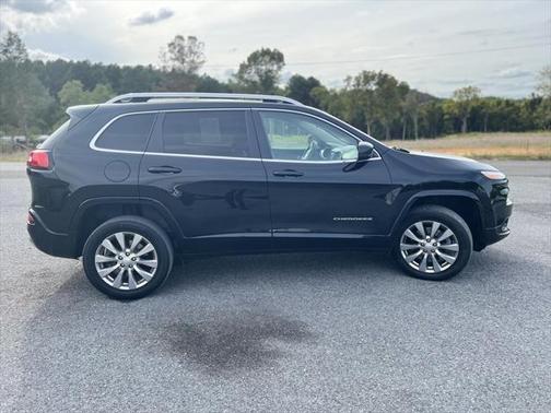 2018 Jeep Cherokee Overland