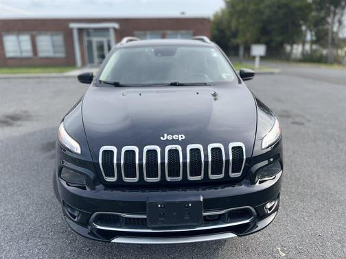 2018 Jeep Cherokee Overland