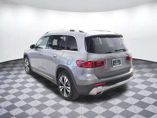2026 Mercedes-Benz GLB 250 Base
